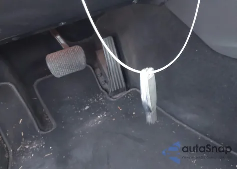 2012 Mercedes-Benz E 350 z USA, uszkodzony, nr VIN WDDHF5KB5CA645969